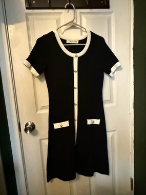 Taylor Black and White Short Sleeve Contrast Trim Mini Dress
